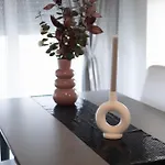 The Contemporary Luxury - Modern & Cozy In Appartement *