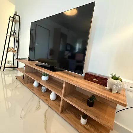 The Contemporary Luxury Home - Modern & Cozy In Trikala Apartament