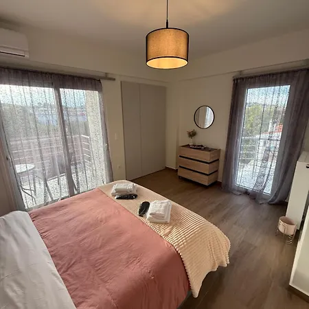 Apartament The Contemporary Luxury Home - Modern & Cozy In Trikala Tríkala