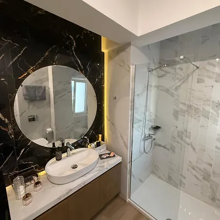 The Contemporary Luxury Home - Modern & Cozy In Trikala