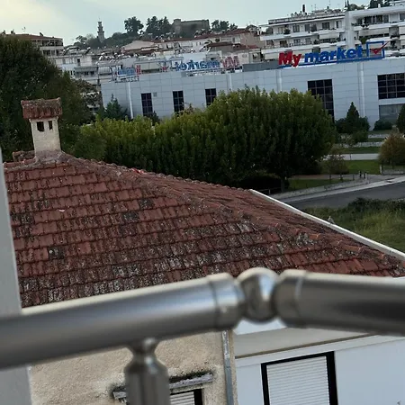 The Contemporary Luxury - アパート