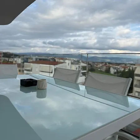 Apartament The Contemporary Luxury Home - Modern & Cozy In Trikala *