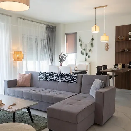 公寓 The Contemporary Luxury - Modern & Cozy In 特里卡拉